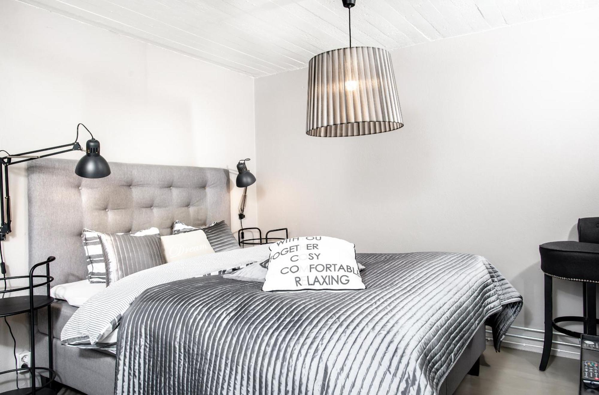 Vivante Basement Accommodation Порво Екстериор снимка